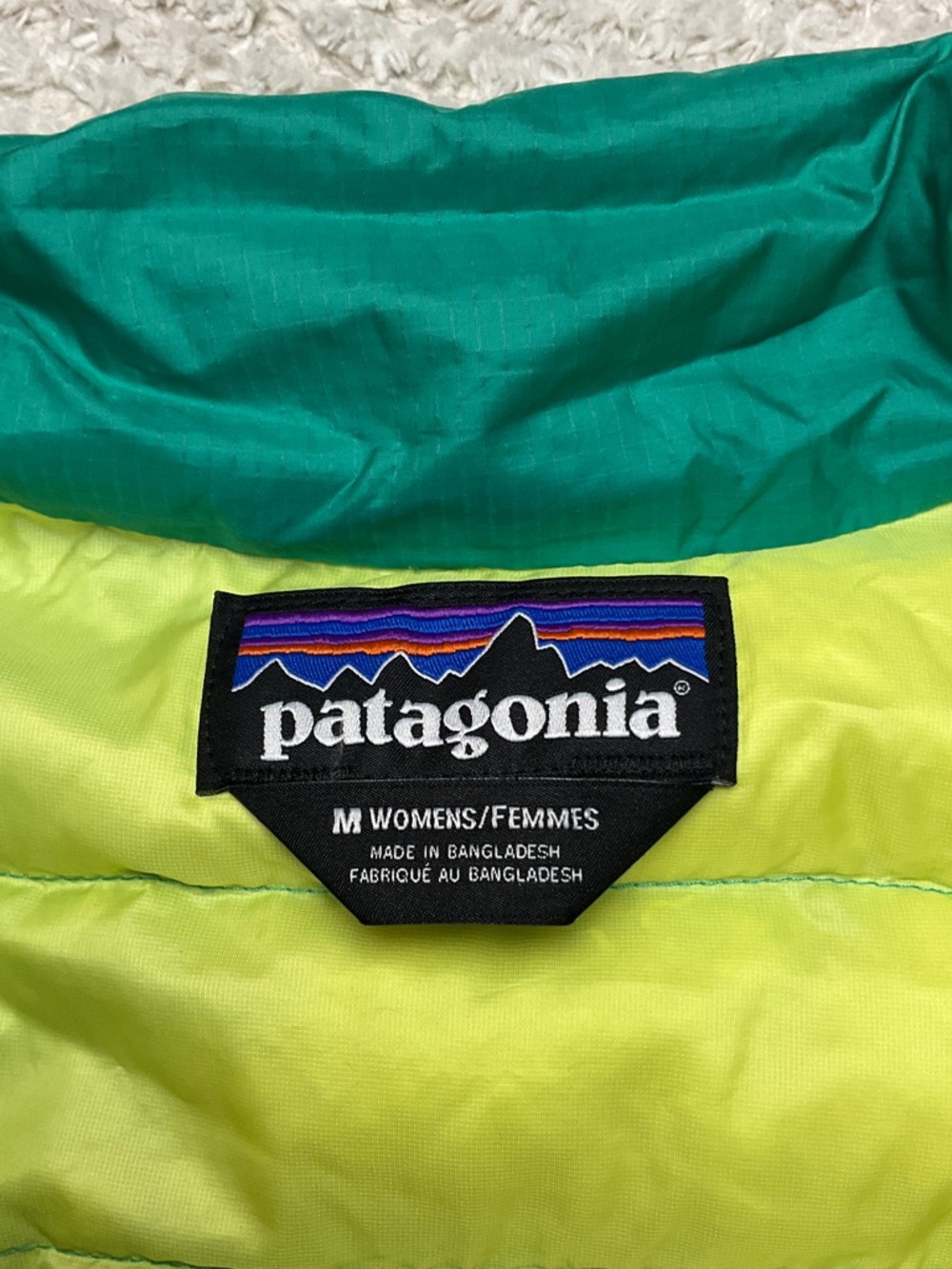 Patagonia Women's Down Sweater Style #84683 2015 Model Size Medium - Picture 2 of 16